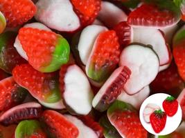 Kervan Gummi Strawberries Foam Bottom 1lb 